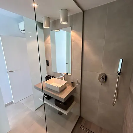 Apartment Oasis
